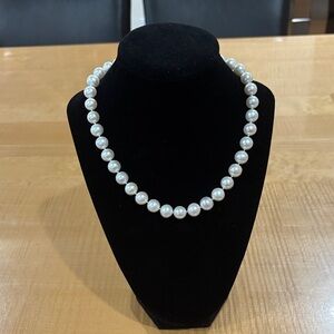 Elegant White Real Pearl Necklace
